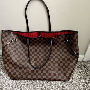 Authentic Louis Vuitton Neverfull GM Damier